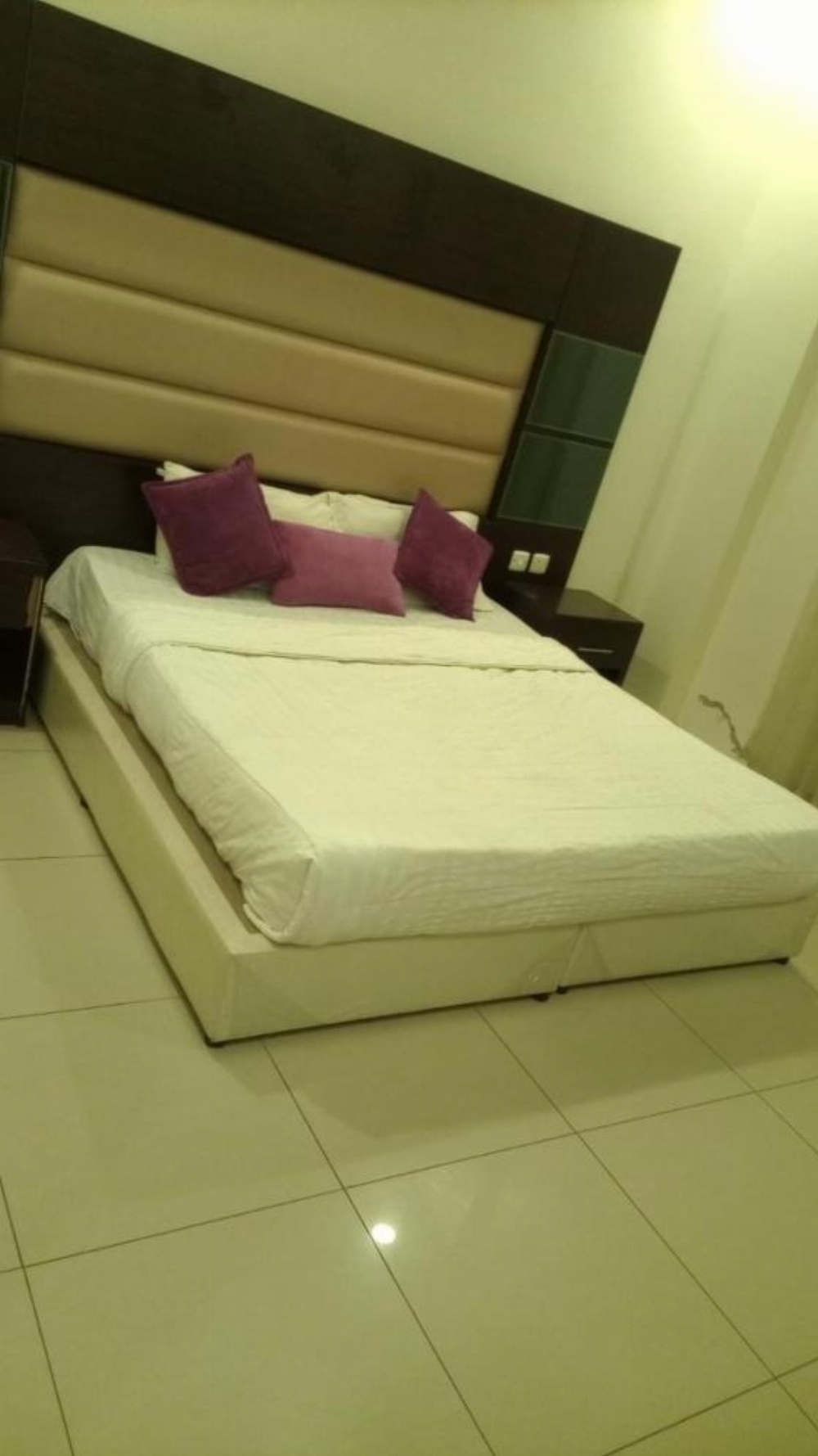 Al Makan Hotel by Al Azmy